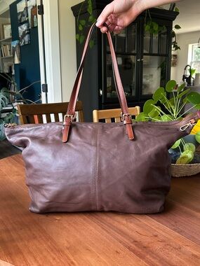 NWOT Toro Firenze Expandable Leather Travel Duffle Bag